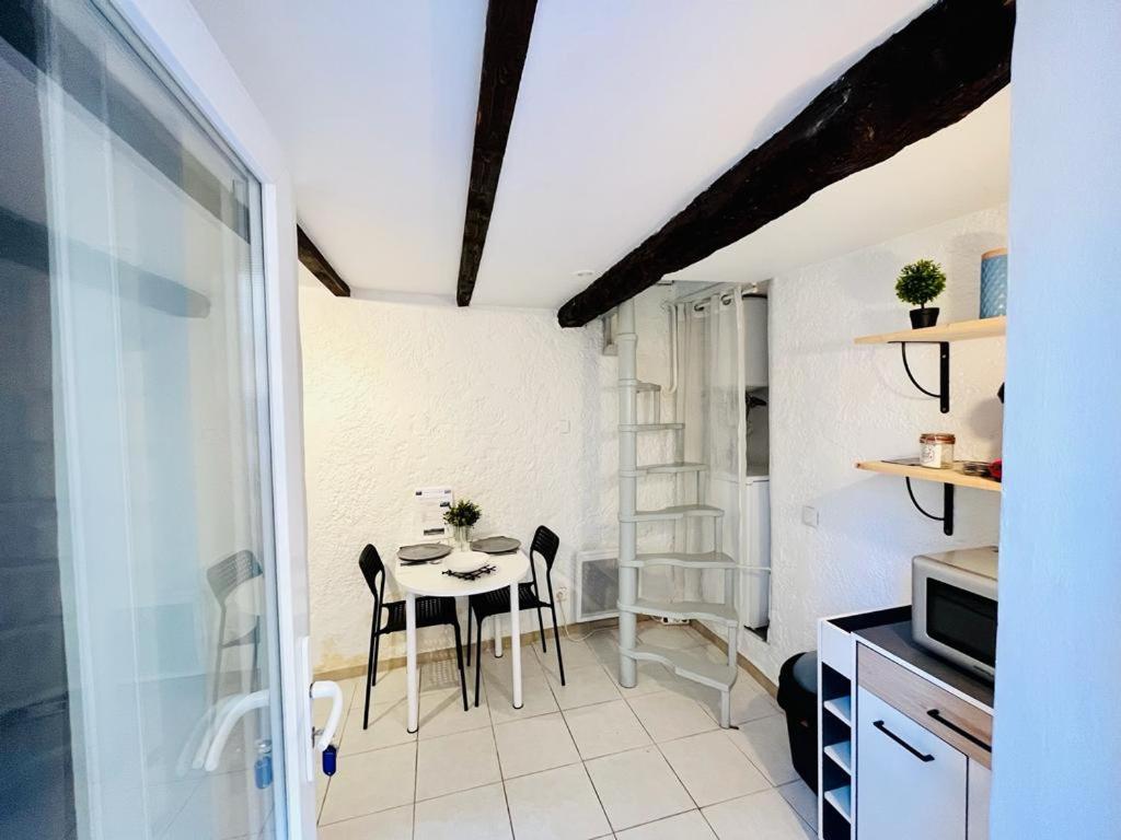 Studio En Duplex La Roquebrussanne Exterior foto